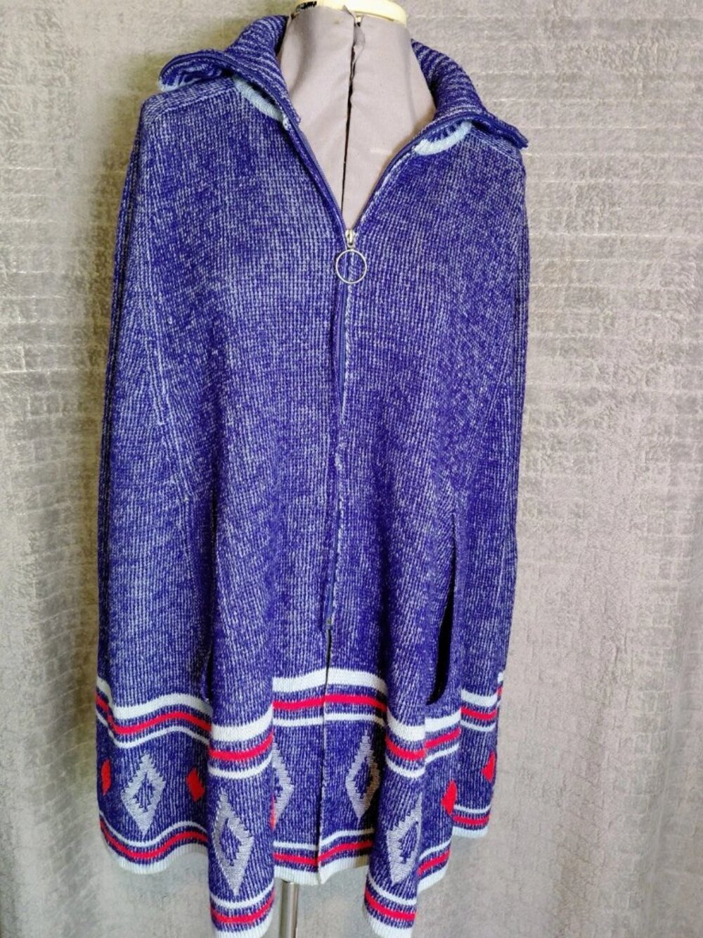 Vintage Lee Sweater Poncho Cape